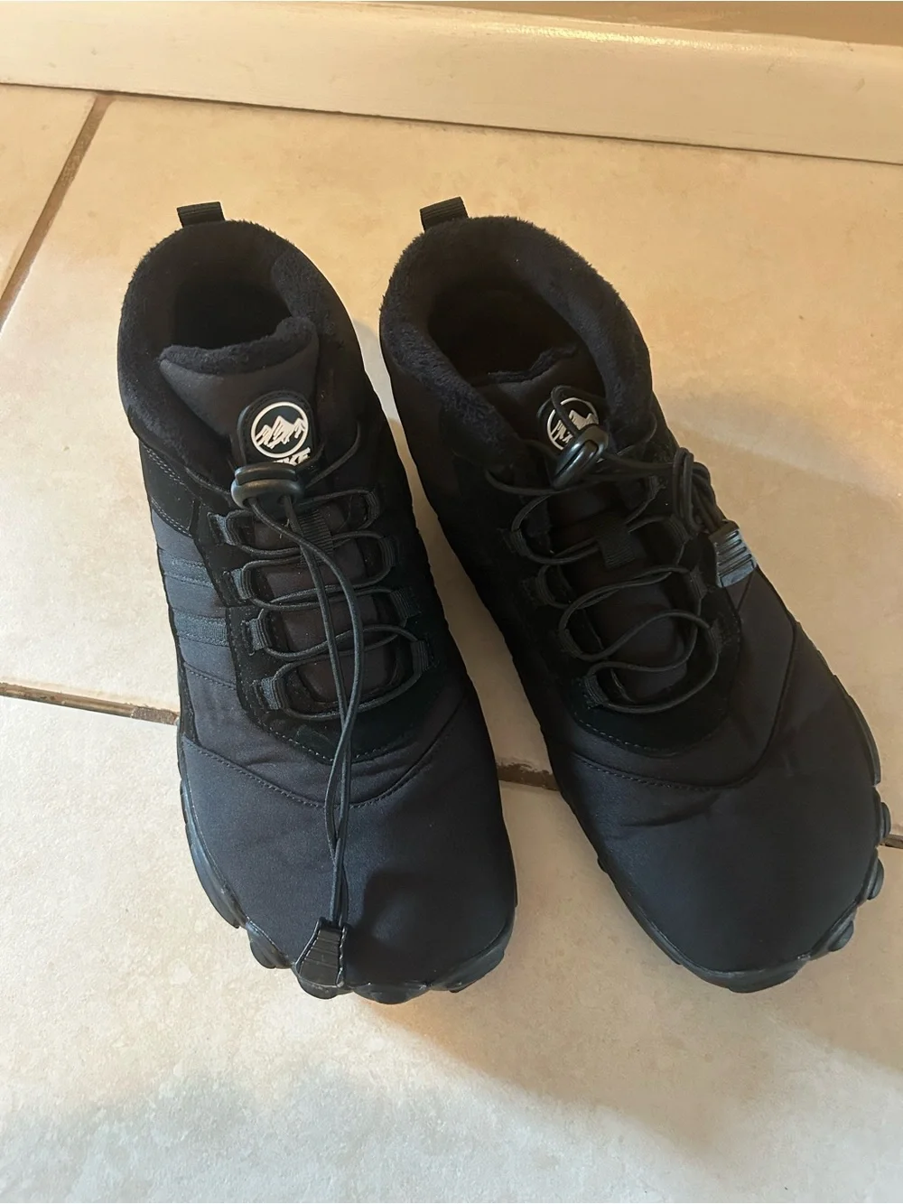 Hike Footwear Caspar Pro Non-slip & Water-Resistant Winter Barefoot Shoes